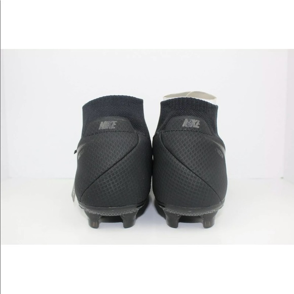 Nike Phantom Vision Pro DF FG Black Soccer Cleats - Picture 6 of 8